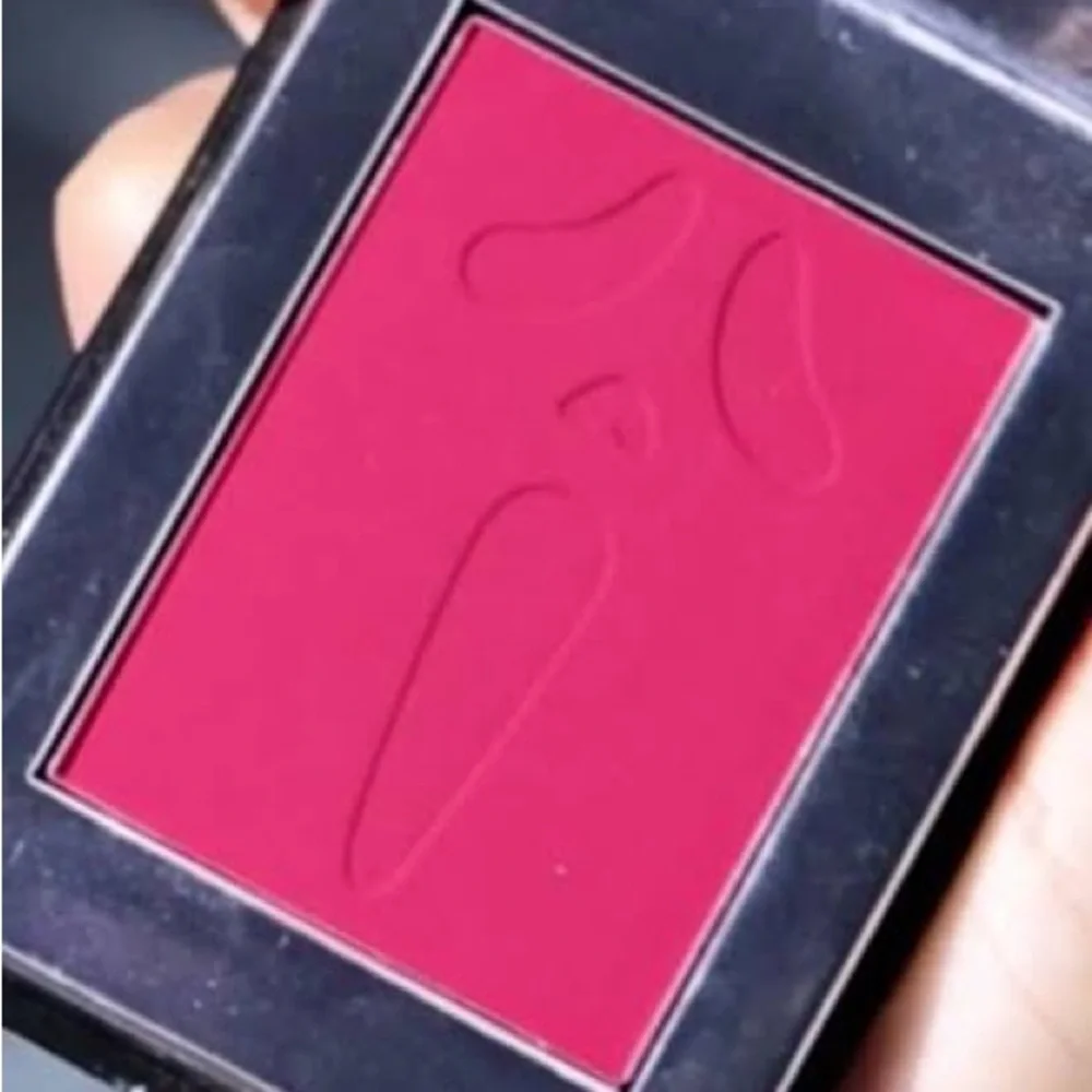 Glamlite x Scream Ghost Face Horror Blush